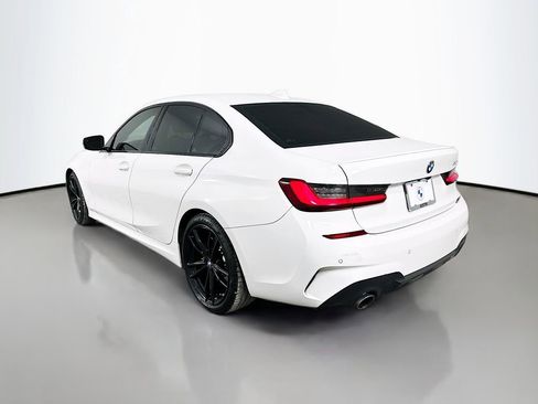 Used 2022 BMW 330i Sedan w/ M Sport Package image 7
