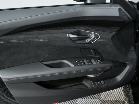 New 2026 Audi RS e-tron GT performance image 6