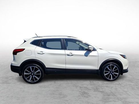 Used 2018 Nissan Rogue Sport SL AWD/4WD image 7