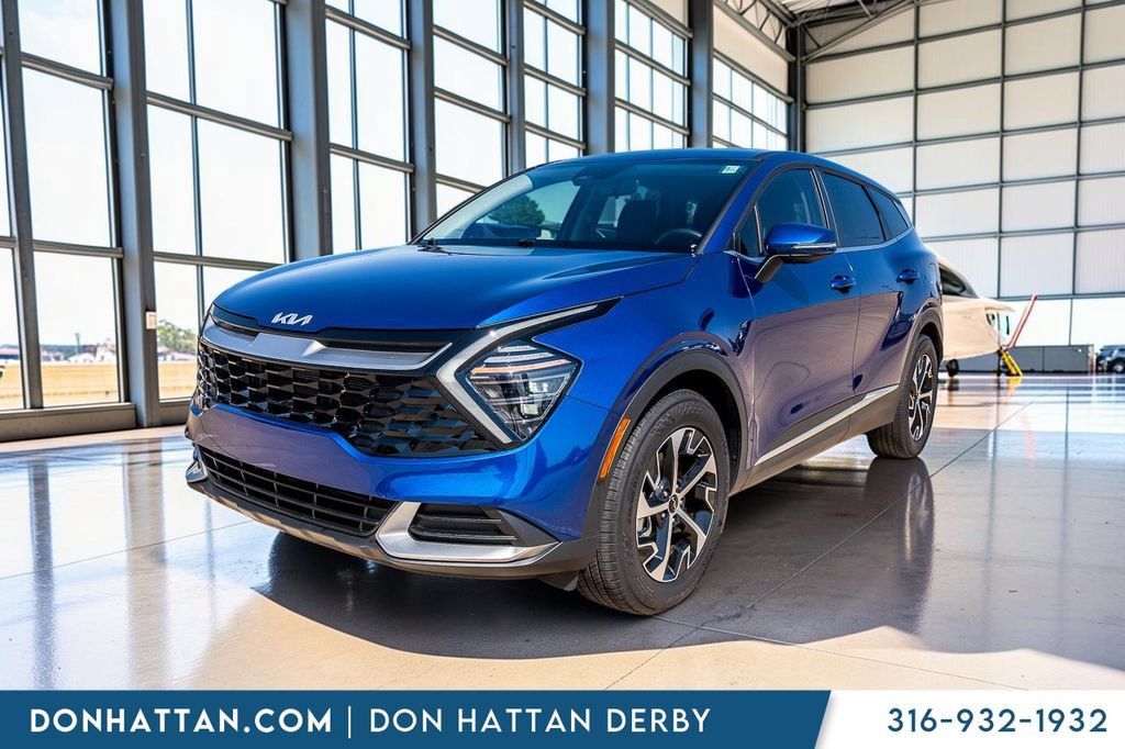 Used 2025 Kia Sportage EX FWD image 29