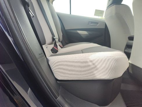 Used 2024 Toyota Corolla SE image 28