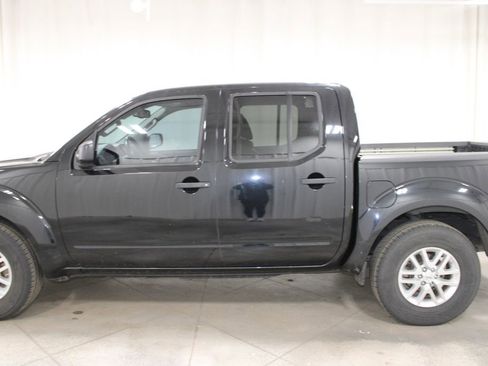 Used 2017 Nissan Frontier SV w/ SV Value Truck Package image 6