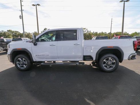 New 2025 GMC Sierra 2500 SLT w/ SLT Premium Package AWD/4WD image 5