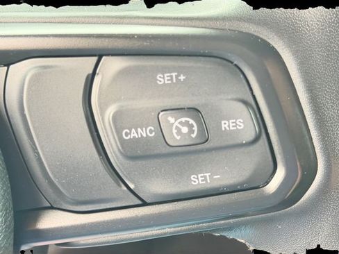 Used 2023 Jeep Wrangler Unlimited w/ Cold Weather Group AWD/4WD image 24