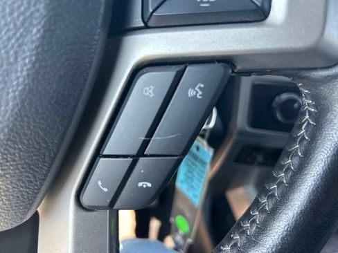 Used 2022 Ford F250 Lariat w/ Lariat Value Package AWD/4WD image 31
