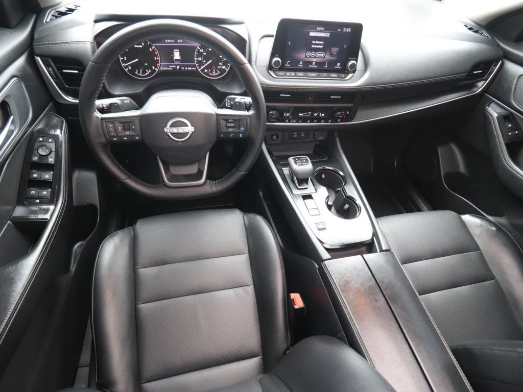 Used 2025 Nissan Rogue SV w/ SV Premium Package FWD image 9