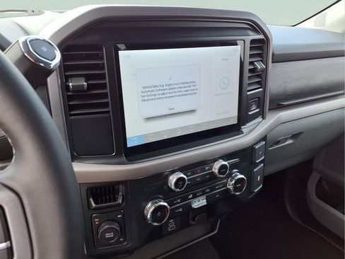 Used 2025 Ford F150 XLT w/ Equipment Group 301A Standard AWD/4WD image 6