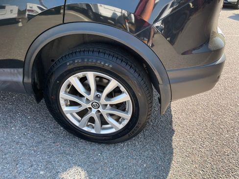 Used 2020 Nissan Rogue Sport SV image 8