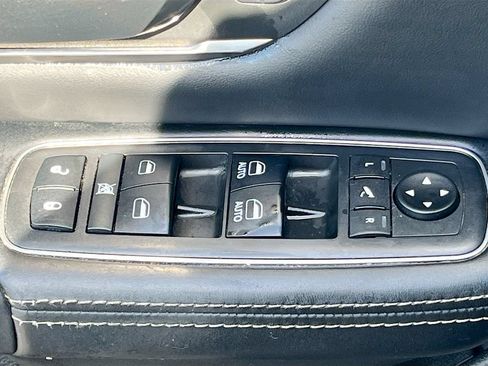 Used 2019 RAM 1500 Limited w/ Advanced Safety Group AWD/4WD image 18