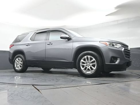 Used 2021 Chevrolet Traverse LT AWD/4WD image 34