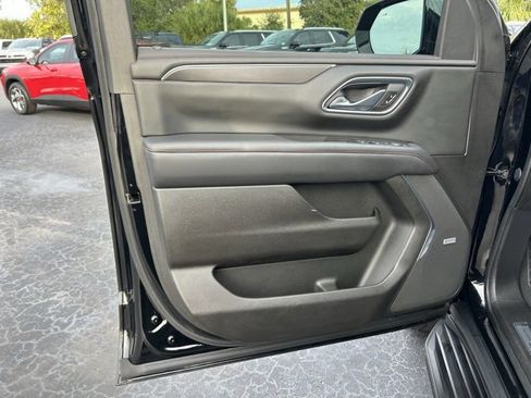 Used 2021 Chevrolet Tahoe RST w/ Luxury Package image 12