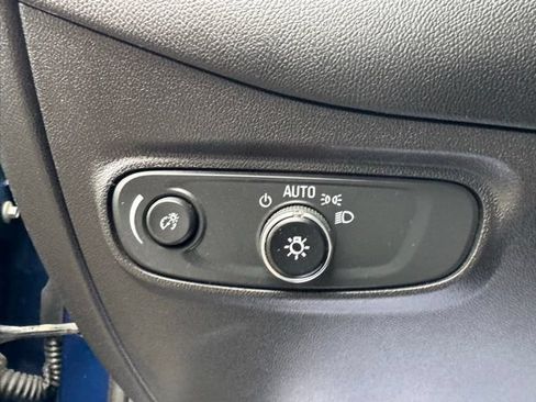 Used 2022 Chevrolet Equinox LT AWD/4WD image 25