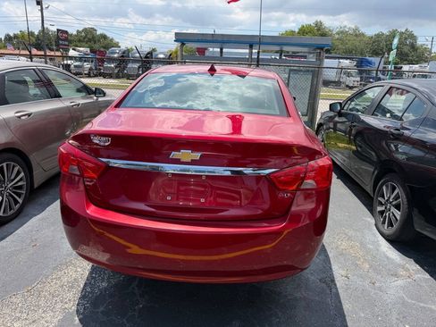 Used 2014 Chevrolet Impala LT w/ Premium Seating Package FWD image 4