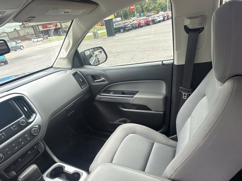 Used 2020 Chevrolet Colorado LT w/ LT Convenience Package AWD/4WD image 15