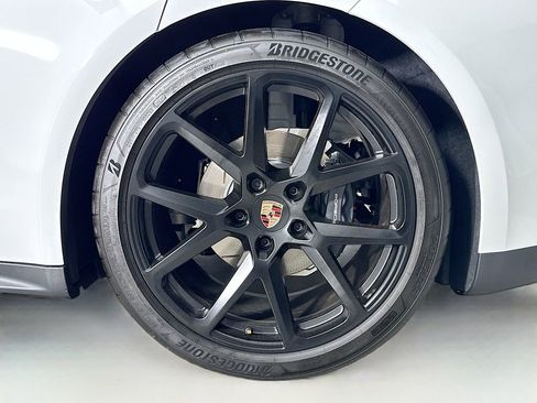 New 2026 Porsche Panamera image 33