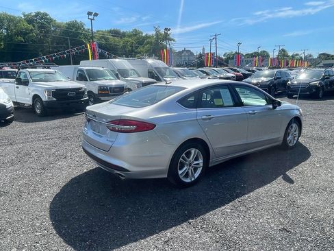Used 2018 Ford Fusion S FWD image 5