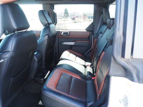 Used 2023 Ford Bronco Outer Banks image 15