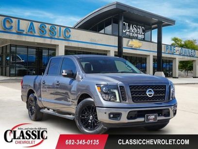 Used 2018 Nissan Titan SV w/ SV Convenience Package