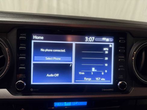 Certified 2022 Toyota Tacoma TRD Off-Road image 31