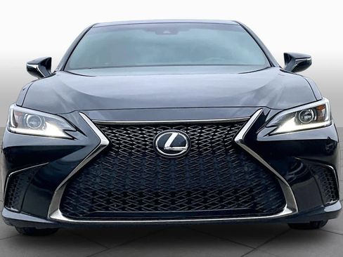Used 2019 Lexus ES 350 F Sport w/ Accessory Package 2 FWD image 4