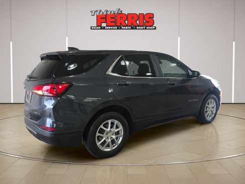 Used 2022 Chevrolet Equinox LT AWD/4WD image 5
