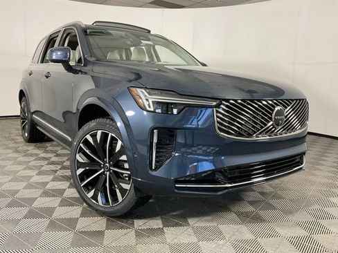 New 2026 Volvo XC90 B6 Ultra w/ Protection Package image 44