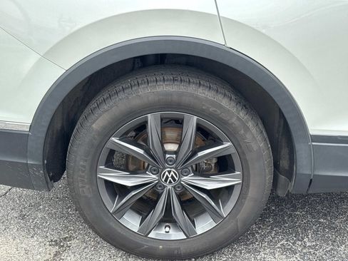 Used 2023 Volkswagen Tiguan SE FWD image 6