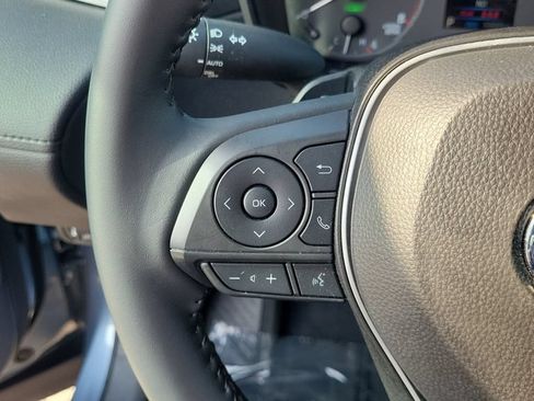 Used 2024 Toyota Corolla Cross AWD Hybrid image 20
