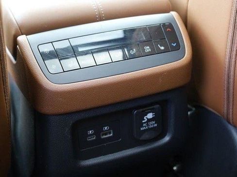 Used 2025 Nissan Pathfinder Platinum w/ Cargo Package FWD image 28