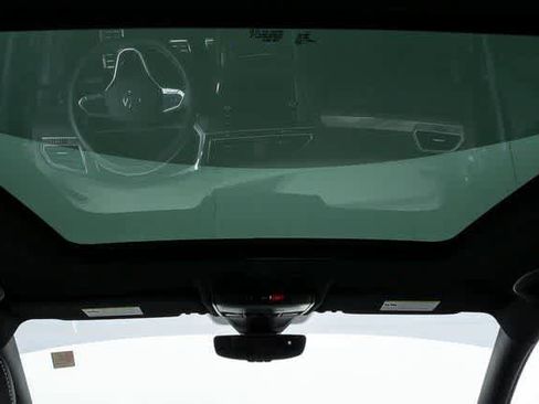 Certified 2023 Volkswagen Tiguan SE R-Line image 5