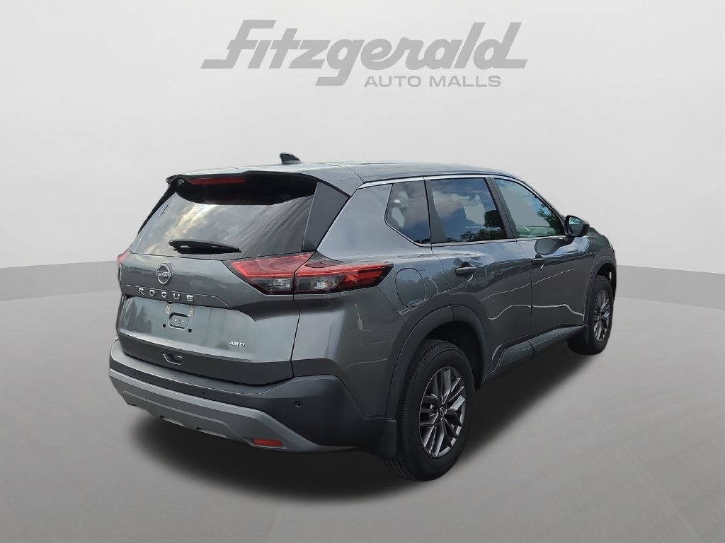 Used 2023 Nissan Rogue S AWD/4WD image 8