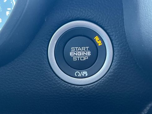 New 2026 RAM 1500 4x4 Crew Cab image 20