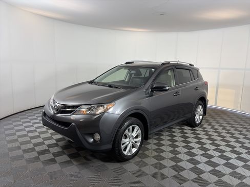 Used 2013 Toyota RAV4 Limited AWD/4WD image 2