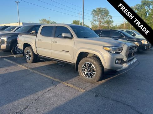 Used 2021 Toyota Tacoma TRD Sport w/ Technology Package image 1