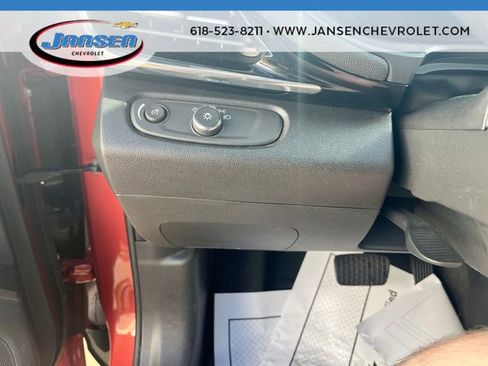 Used 2024 Buick Envista Sport Touring w/ Convenience I Package FWD image 17