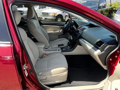 Used 2014 Subaru Crosstrek 2.0i Premium w/ Moonroof Package AWD/4WD image 15