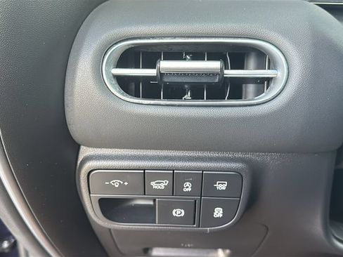 Used 2026 Hyundai Palisade SEL FWD image 21