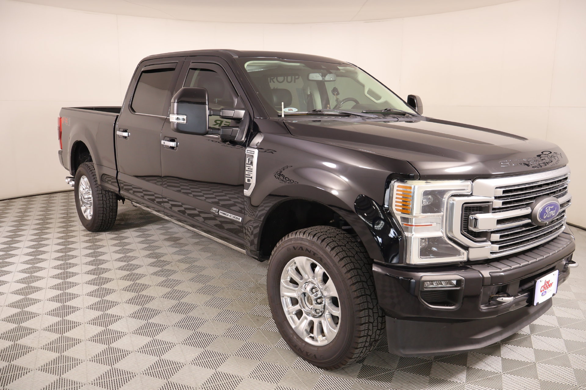 Used 2020 Ford F250 Limited w/ FX4 Off-Road Package AWD/4WD image 1