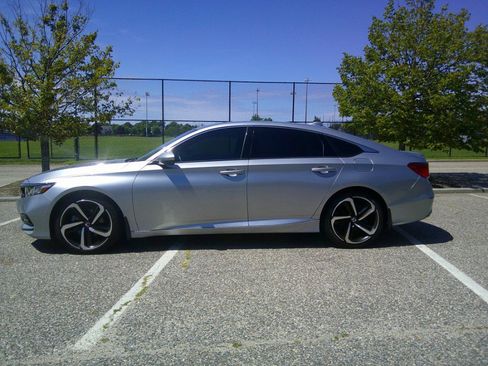 Used 2018 Honda Accord Sport image 88