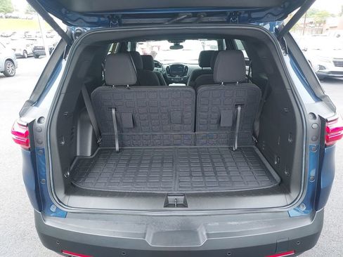 Used 2022 Chevrolet Traverse LT AWD/4WD image 9