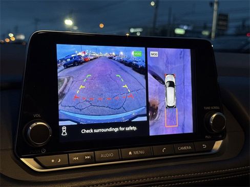 Certified 2023 Nissan Rogue SL image 17