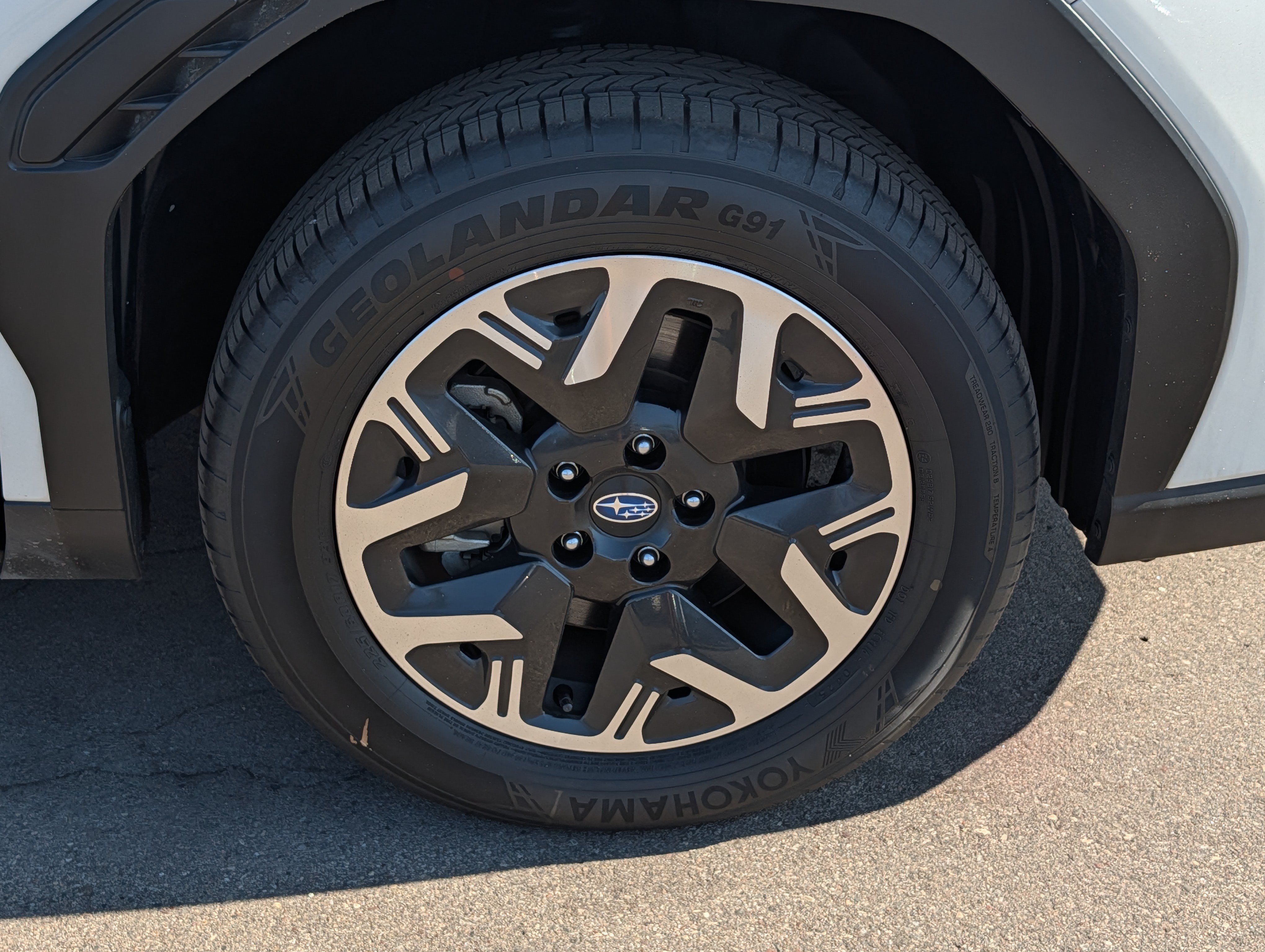 Certified 2025 Subaru Forester Premium AWD/4WD image 15