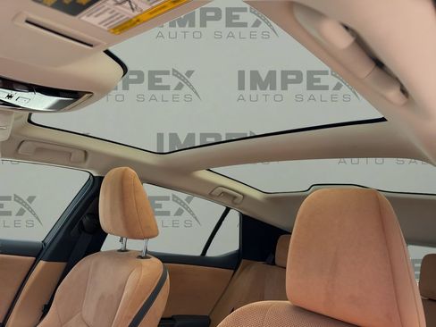 Used 2023 Lexus RZ 450e Premium image 12