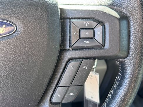 Used 2015 Ford F150 XLT w/ Equipment Group 302A Luxury RWD image 9