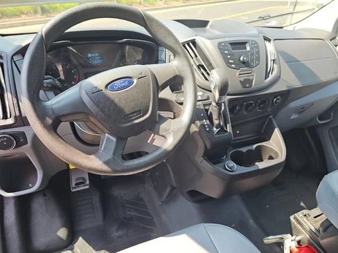 Used 2019 Ford Transit 150 XL RWD image 11