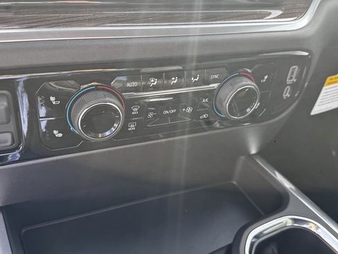 Used 2026 Chevrolet Silverado 1500 LT Trail Boss w/ LT Trail Boss Premium Package image 18