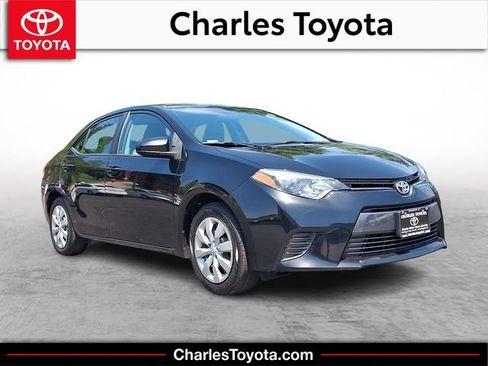 Used 2016 Toyota Corolla LE FWD image 1