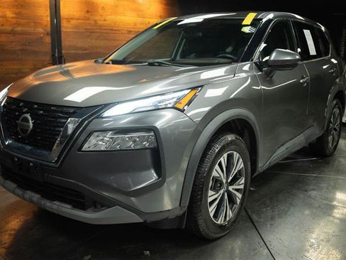 Used 2021 Nissan Rogue SV AWD/4WD image 2
