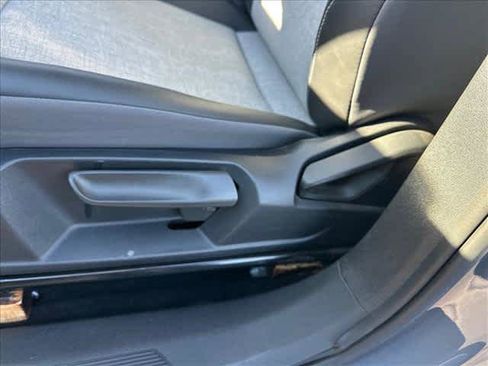 Used 2024 Volkswagen ID.4 Pro image 15