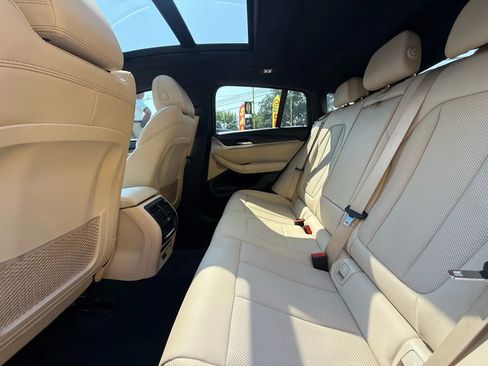 Used 2022 BMW X4 xDrive30i w/ Convenience Package image 27